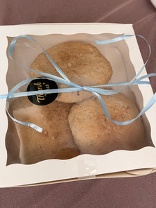 Konparet box of 3